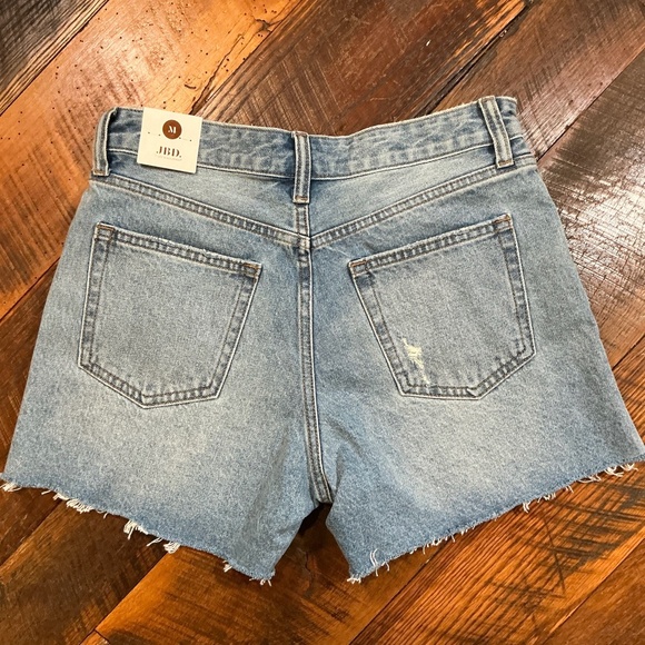 JBD by Just Black Denim Jessie High Rise Side Slit Shorts Medium Wash NWT - Picture 5 of 11